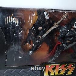 Kiss The Demon Gene Simmons 3-Pack Super Stage Figures McFarlane Alive Love Gun