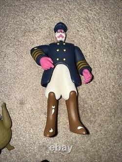 McFarlane THE BEATLES Yellow Submarine / Sgt Peppers Band 8 Action Figures