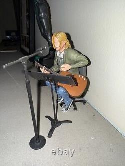 NECA Kurt Cobain 7 inch Action Figure? 43232