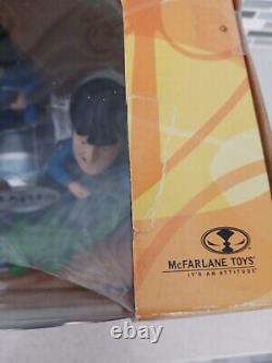 NIB The Beatles Deluxe Boxed Set McFarlane Toys Beatles Music Figures 2004 New