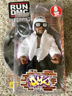 RUN DMC Mezco Kid Robot vinyl toys (3)